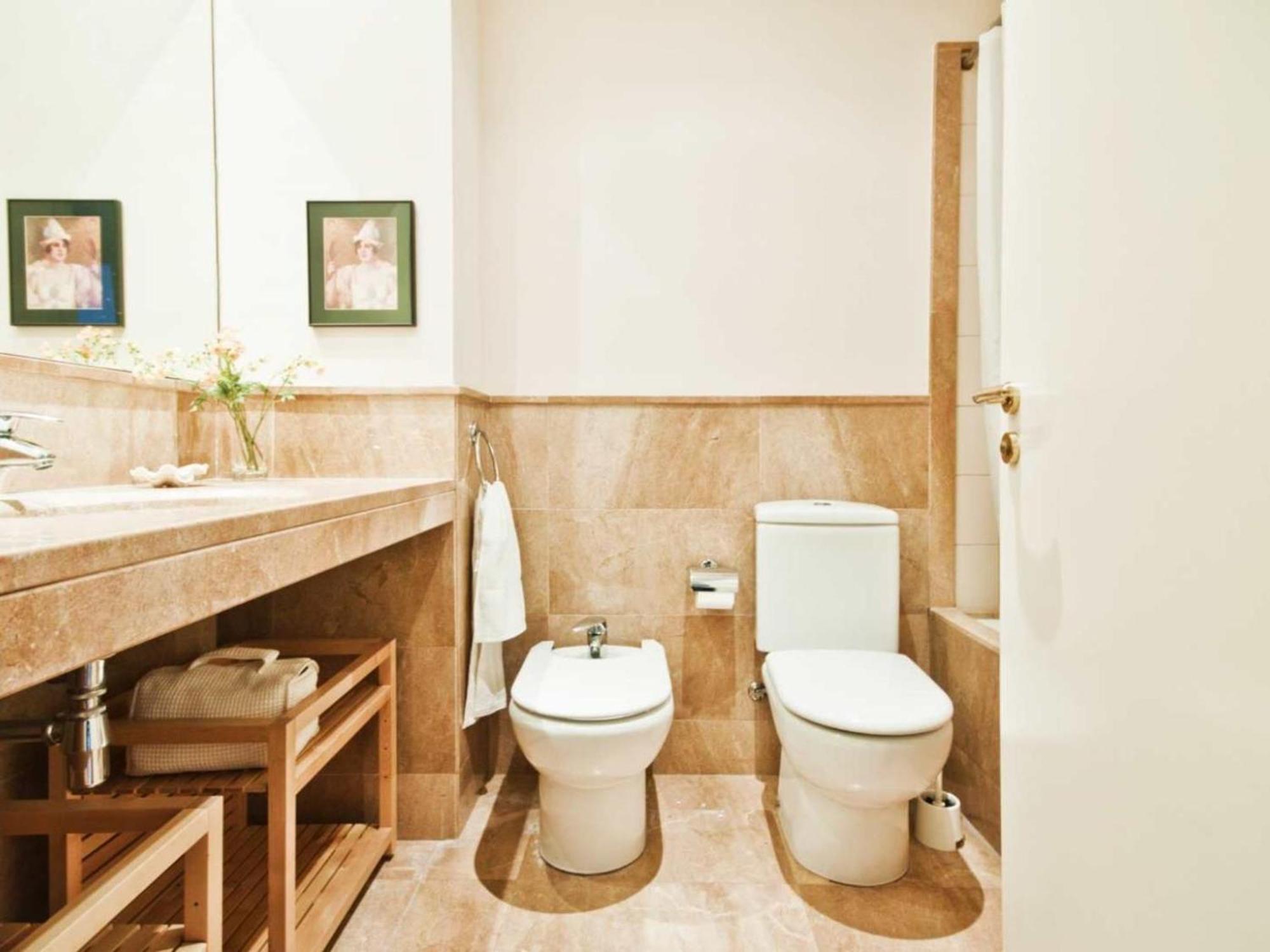 Con 2 Dormitorios, Elegante Y Centrico En Rambla Catalunya - Es-341-2 Appartement Barcelone